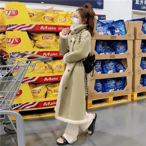 GC Women "The Lamb" Coat