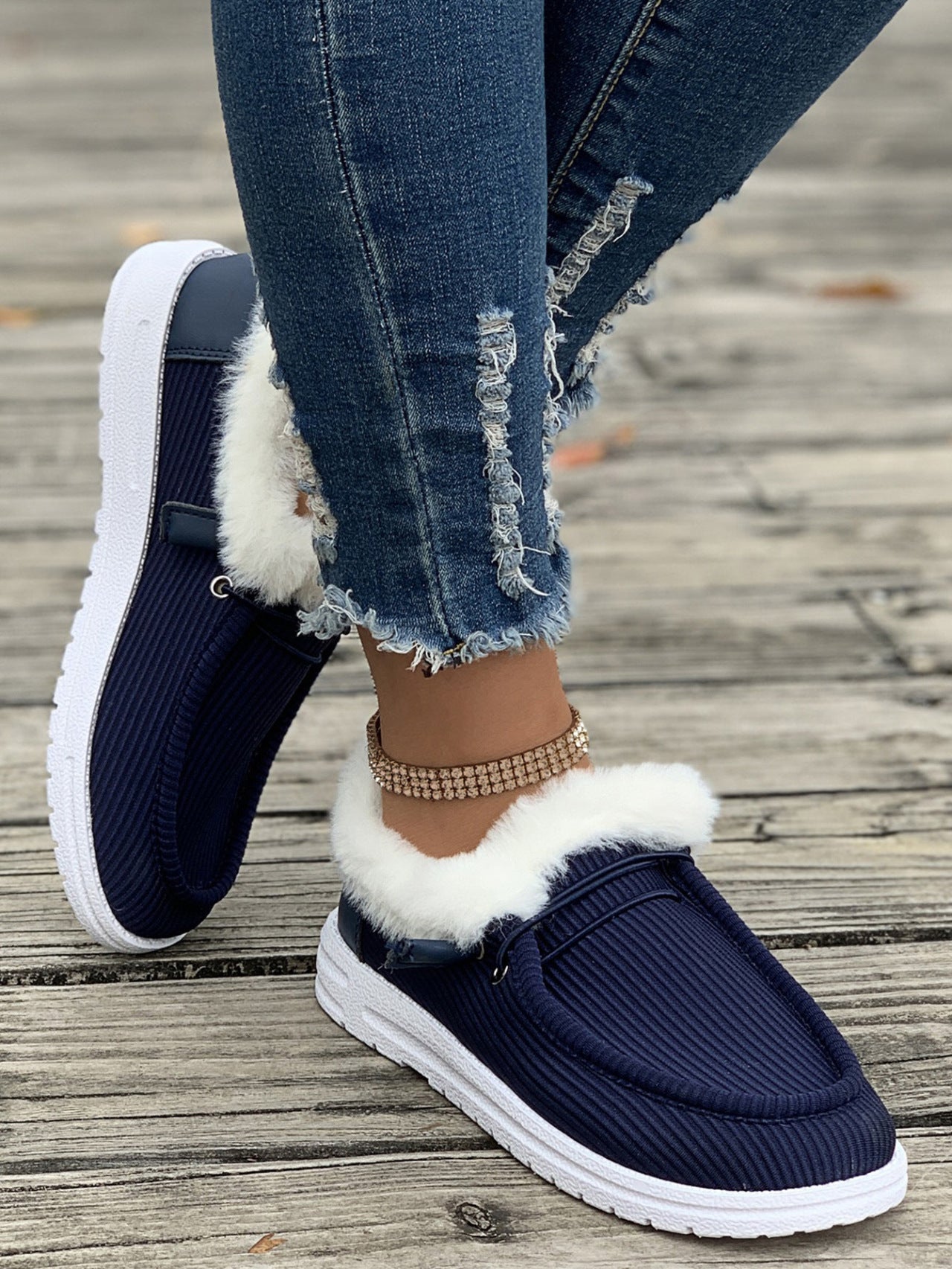 GC Women "Plush Path" Casual Shoes