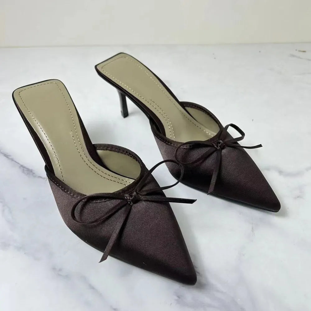 GC Women "Satin Elegance" Pumps