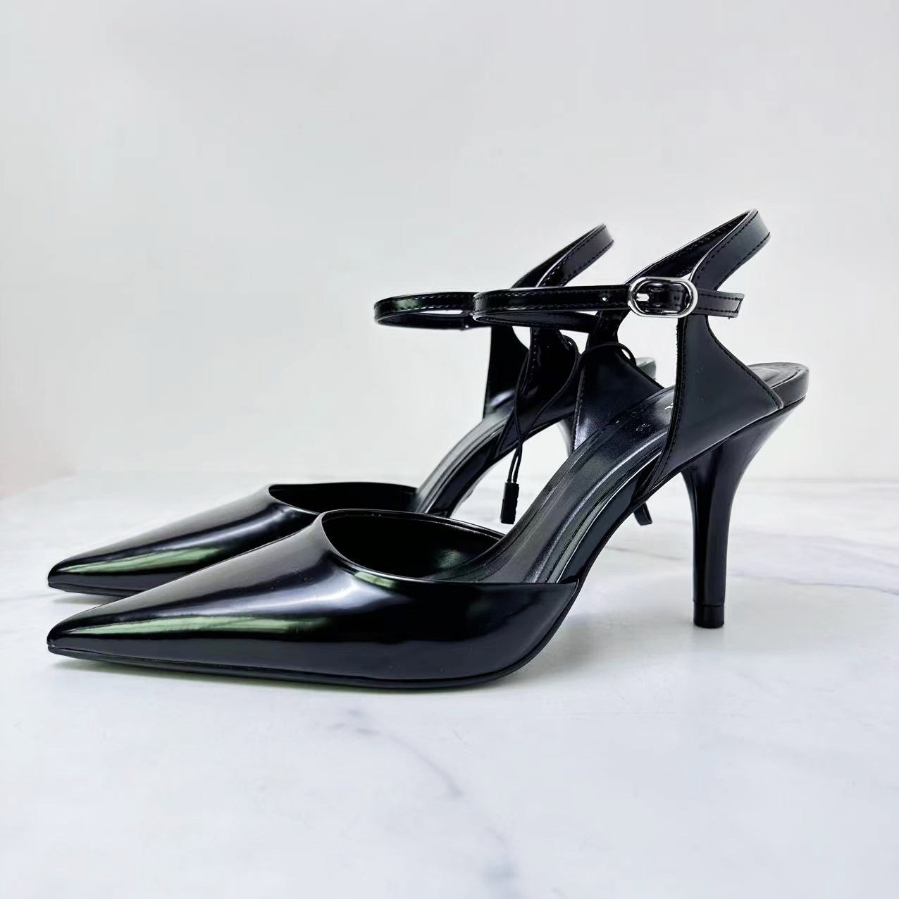 GC Women "Sling Shot" Sandals