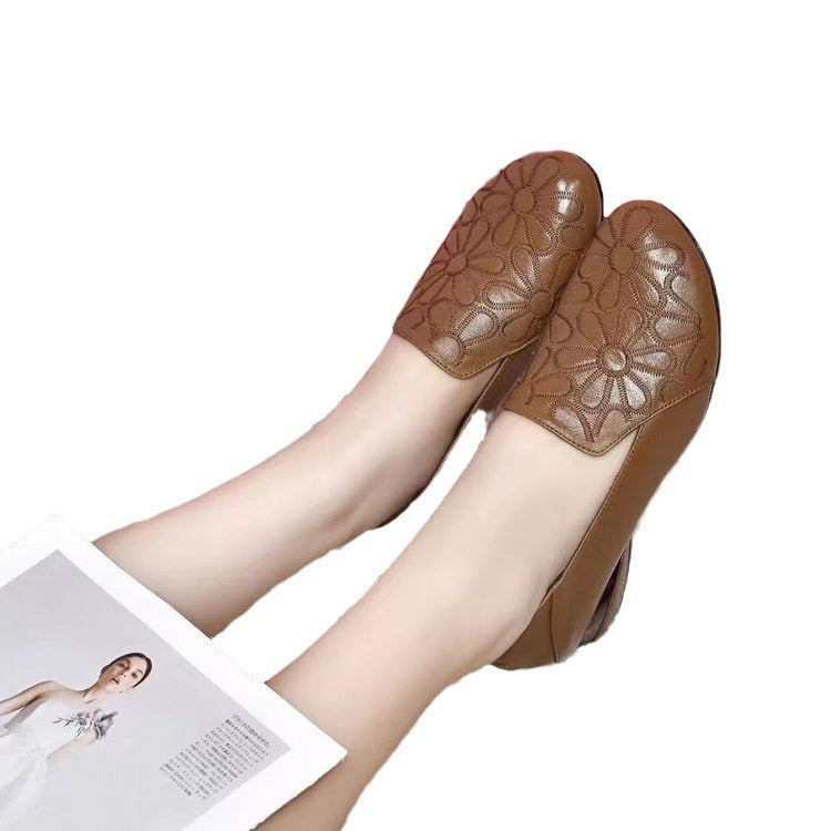 GC Women "Vintage Bloom" Embroidered Flats