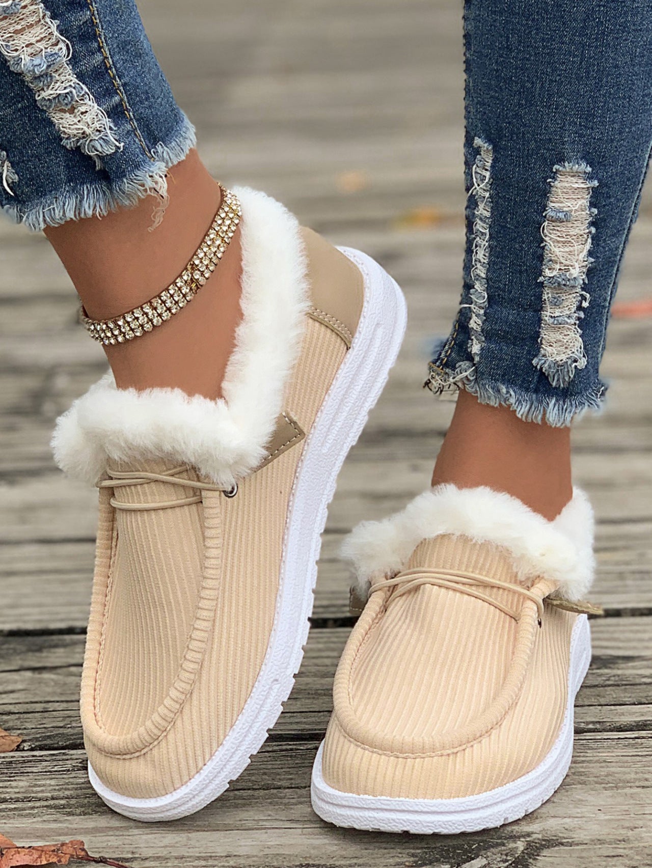 GC Women "Plush Path" Casual Shoes