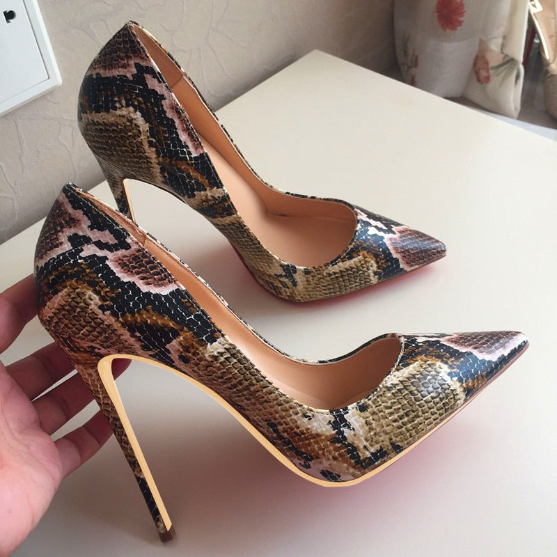 GC Women "Under My Feet" Pumps