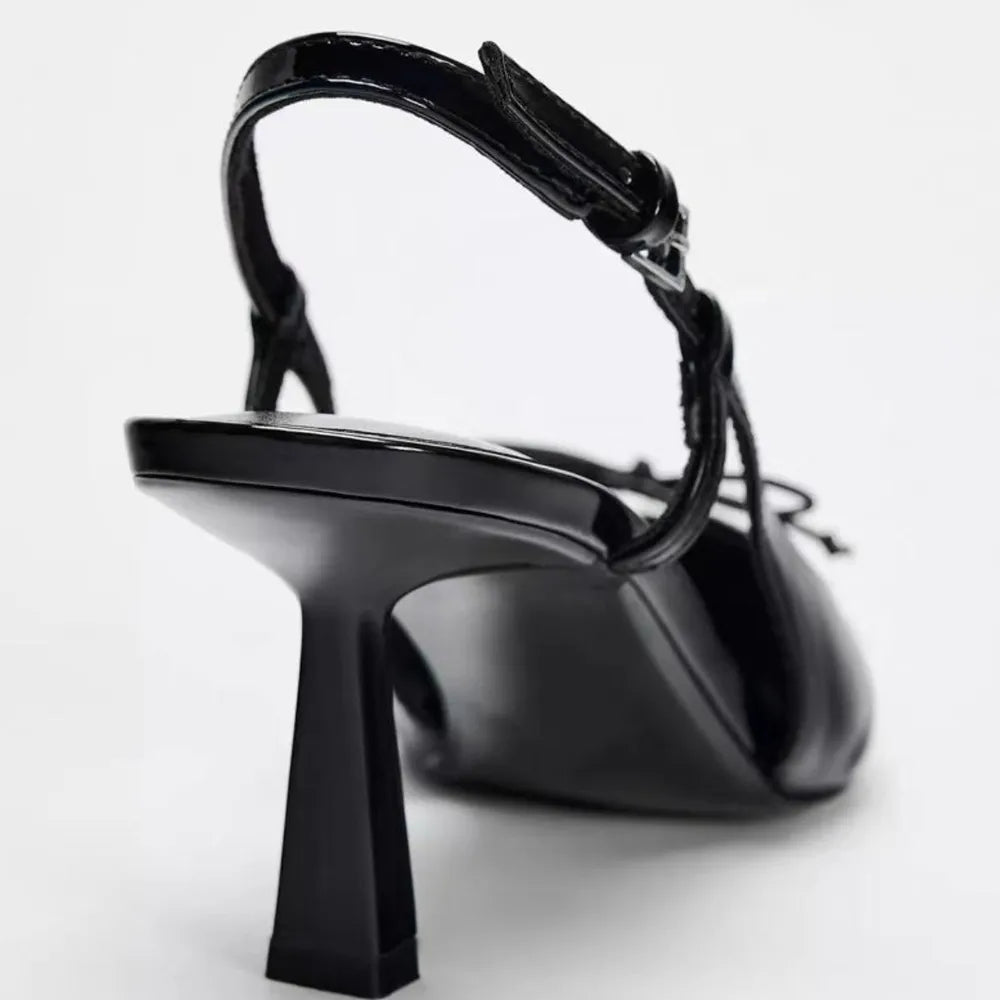 GC Women "Bow at His Feet" Sandals