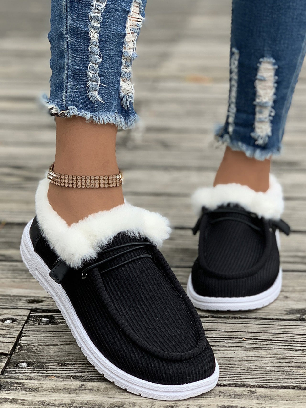 GC Women "Plush Path" Casual Shoes