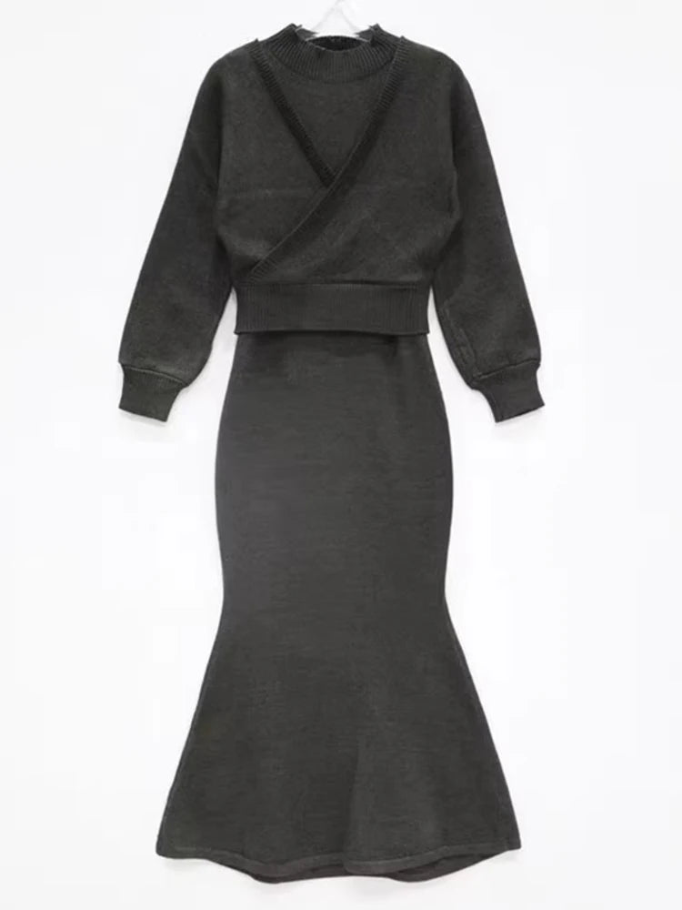 GC Women "Knit Knot" Two-Piece Set