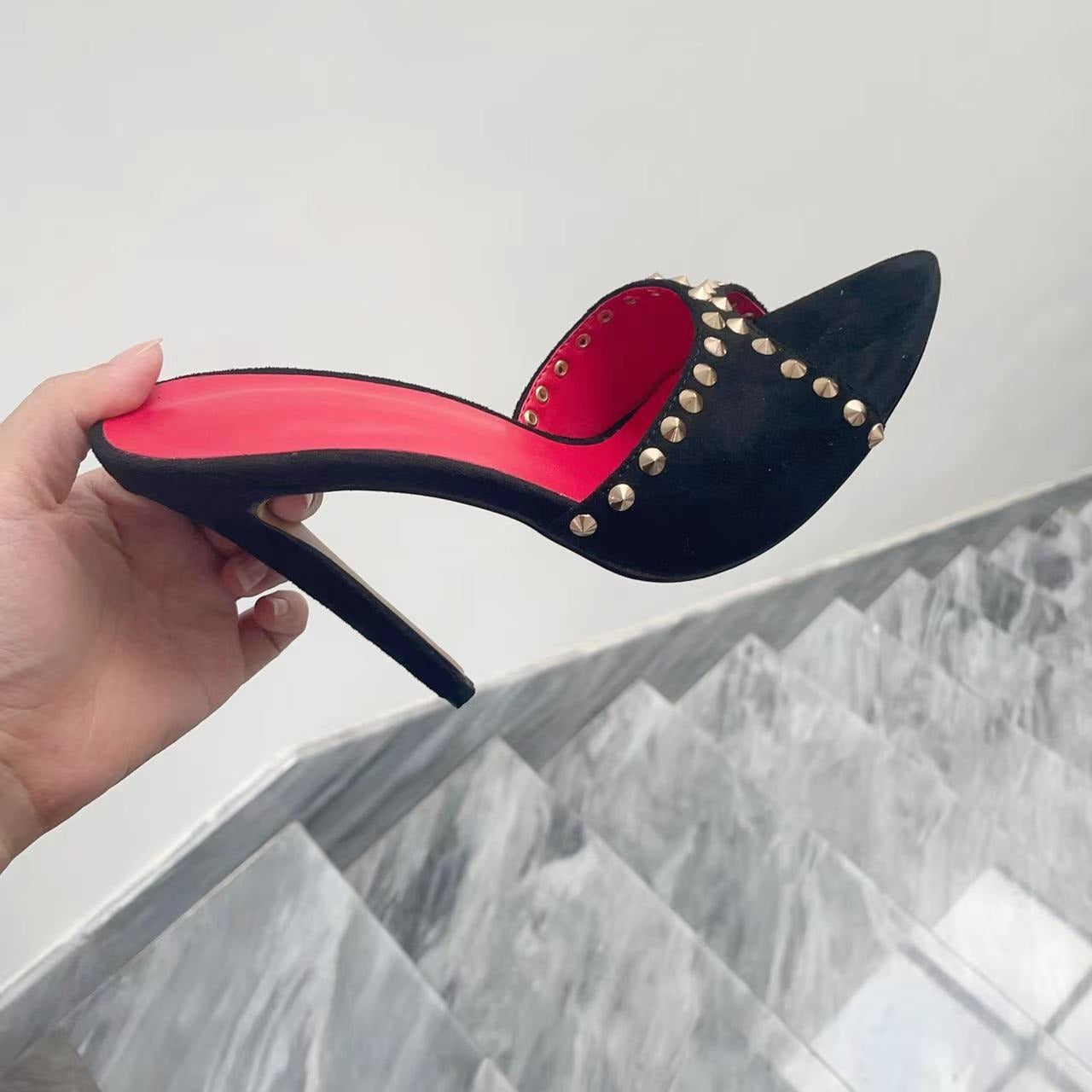 GC Women "Roman Road" Sandals